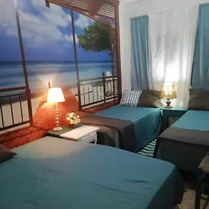 can-pau-guesthouse.catalonia-hotels.com/